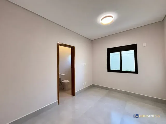 Casa com 264m² 3 quartos e 3 banheiros, à venda, no bairro Centro em Bertioga
