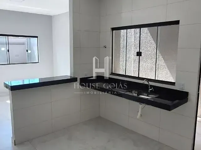 Casa com 125m² 2 quartos e 2 banheiros, à venda, no bairro Residencial Buena Vista IV em Goiânia