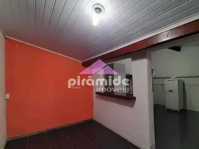 Casa com 250m² 4 quartos e 3 banheiros, à venda, no bairro Balneário Califórnia em Caraguatatuba