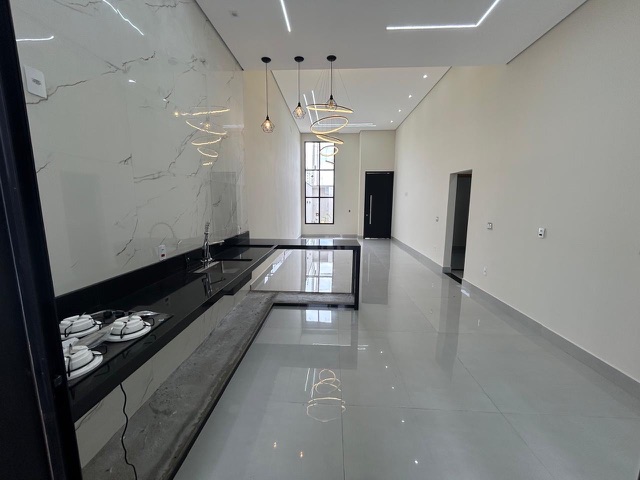 Casa com 250m² 2 quartos e 3 banheiros, à venda, no bairro Residencial Bela Aliança em Campinas