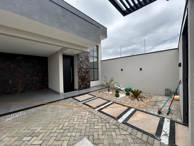 Casa com 250m² 2 quartos e 3 banheiros, à venda, no bairro Residencial Bela Aliança em Campinas