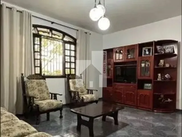 Casa com 250m² 3 quartos e 2 banheiros, à venda, no bairro Jardim Torres São José em Jundiaí