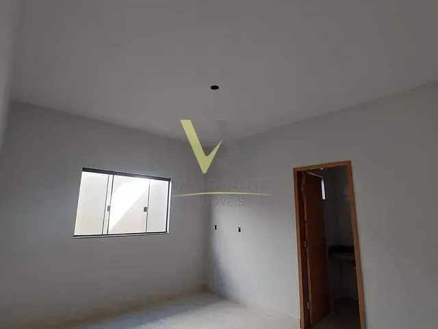 Casa com 150m² 3 quartos e 2 banheiros, à venda, no bairro Residencial Florença em Anápolis