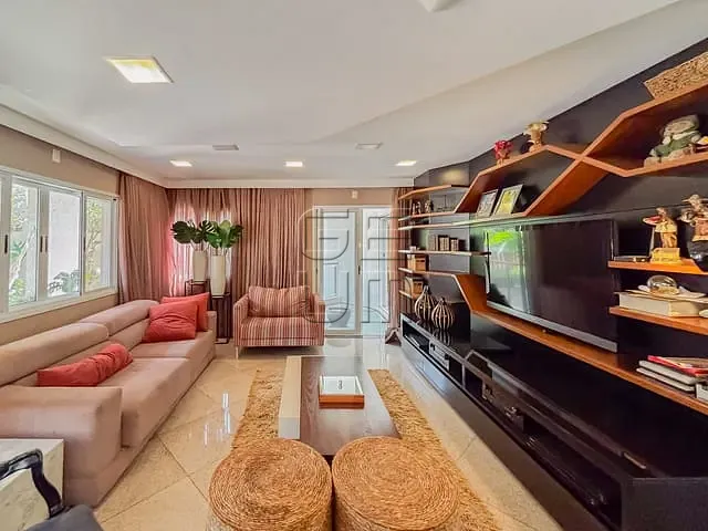 Casa com 1200m², para alugar, no bairro Kennedy em Londrina