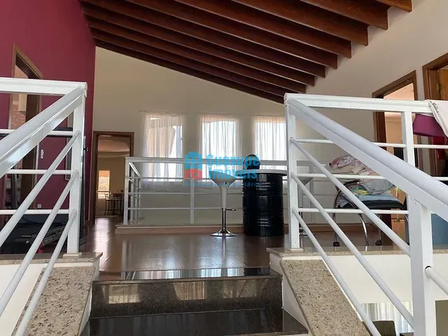 Casa com 1600m² 3 quartos e 1 banheiro, à venda, no bairro Jardim Primavera III em Guaxupé
