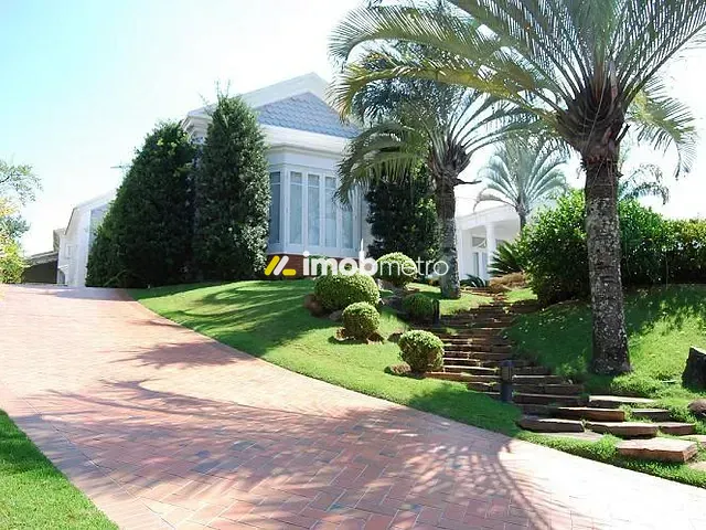 Casa com 1450m² 4 quartos e 7 banheiros, à venda, no bairro Gramado em Campinas