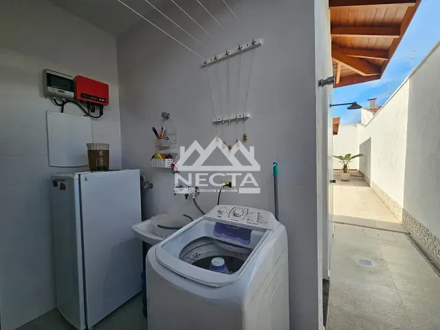Casa com 450m² 3 quartos e 4 banheiros, à venda, no bairro Loteamento Jardim Aruan em Caraguatatuba