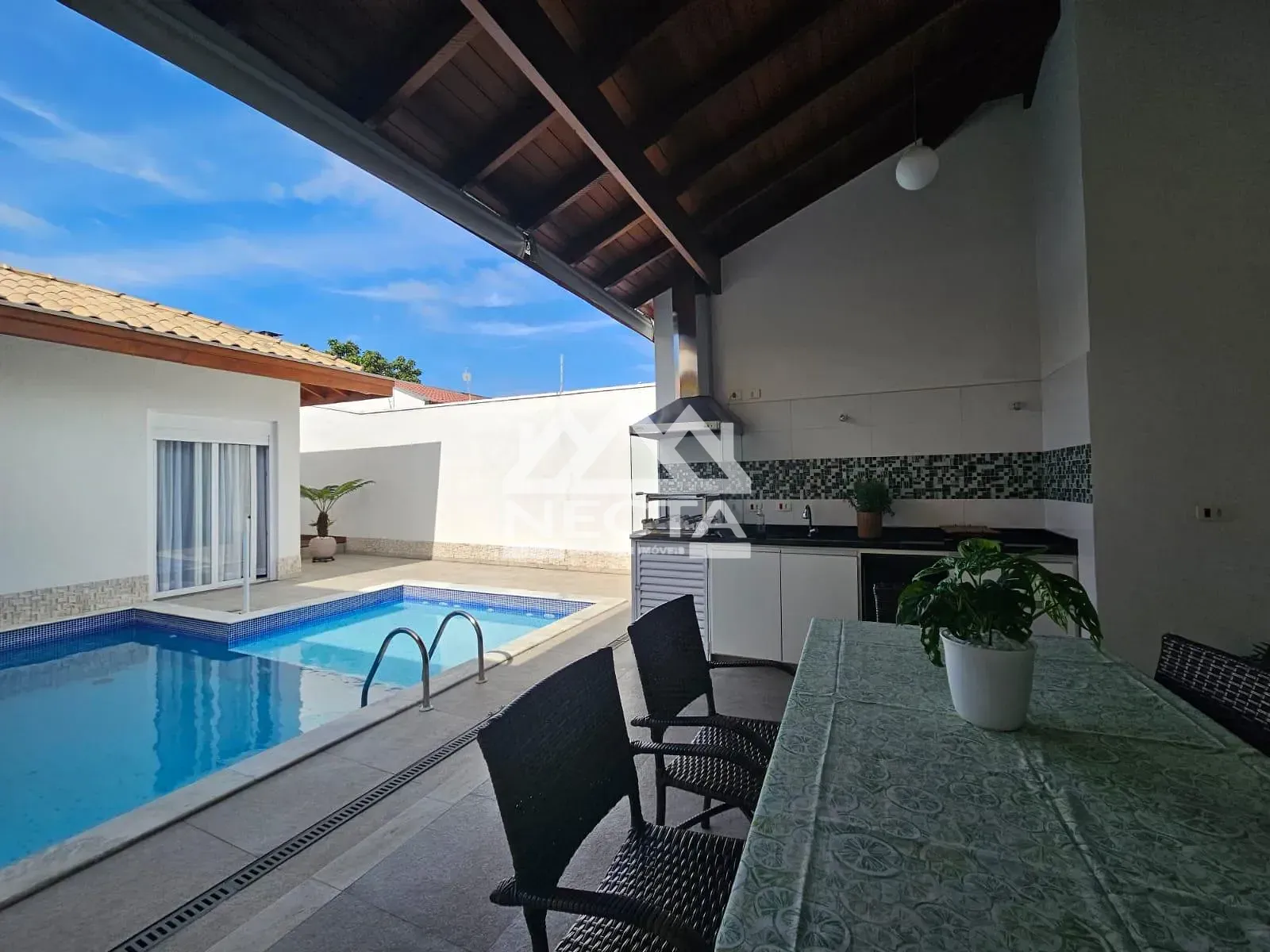 Casa, 3 quartos, 234 m² - Foto 32