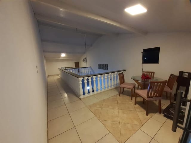 Casa 2 quartos e 2 banheiros, à venda, no bairro Vila Areao em Taubaté