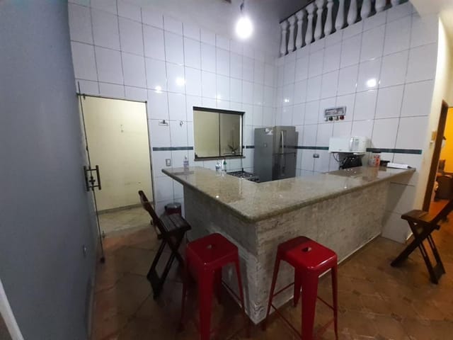 Casa 2 quartos e 2 banheiros, à venda, no bairro Vila Areao em Taubaté