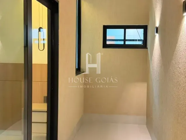 Casa com 437m² 4 quartos e 5 banheiros, à venda, no bairro Jardim Helvécia em Aparecida de Goiânia