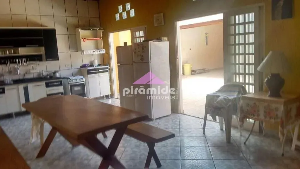 Casa, 3 quartos, 170 m² - Foto 3