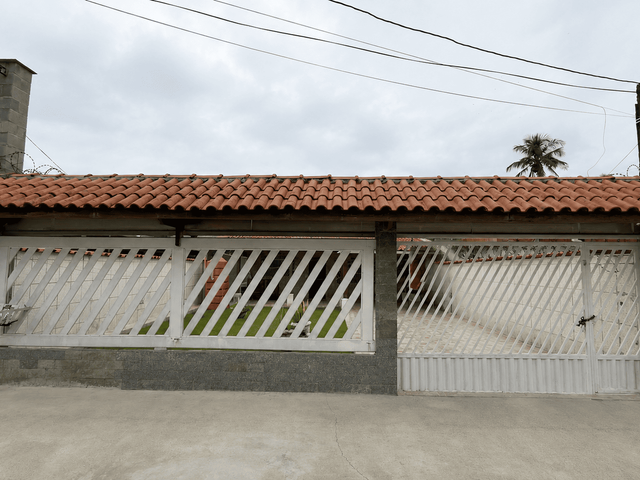 Casa 2 quartos e 2 banheiros, à venda, no bairro Vista Linda em Bertioga