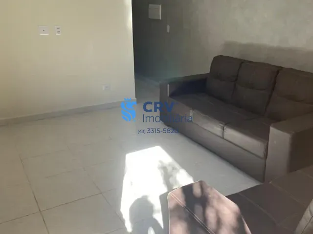 Casa 3 quartos e 2 banheiros, para alugar, no bairro Jardim Tókio em Londrina