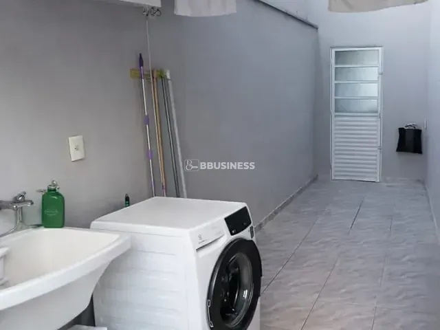 Casa 4 quartos e 5 banheiros, à venda, no bairro Parque Jambeiro em Campinas
