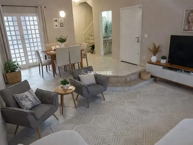 Casa 4 quartos e 5 banheiros, à venda, no bairro Parque Jambeiro em Campinas