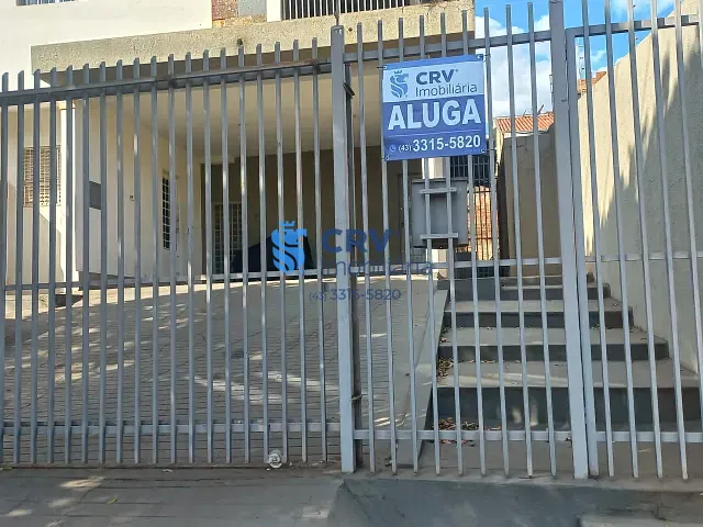 Casa 3 quartos e 2 banheiros, para alugar, no bairro Jardim Presidente em Londrina