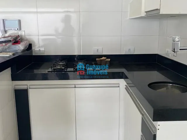 Casa com 300m² 3 quartos e 2 banheiros, à venda ou para alugar, no bairro Jardim Novo Horizonte em Guaxupé