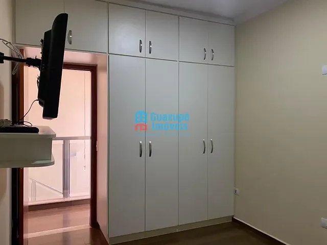 Casa com 300m² 3 quartos e 2 banheiros, à venda ou para alugar, no bairro Jardim Novo Horizonte em Guaxupé