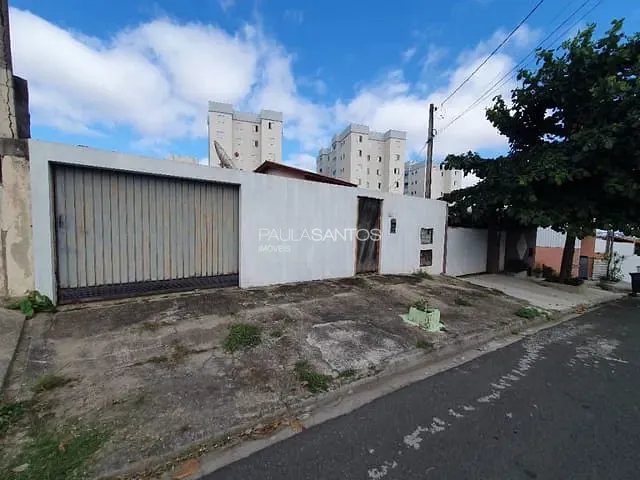 Casa com 300m² 3 quartos e 3 banheiros, à venda, no bairro Jardim São Judas Tadeu em Sorocaba
