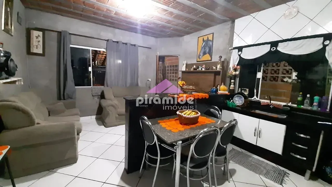 Casa, 3 quartos, 179 m² - Foto 4
