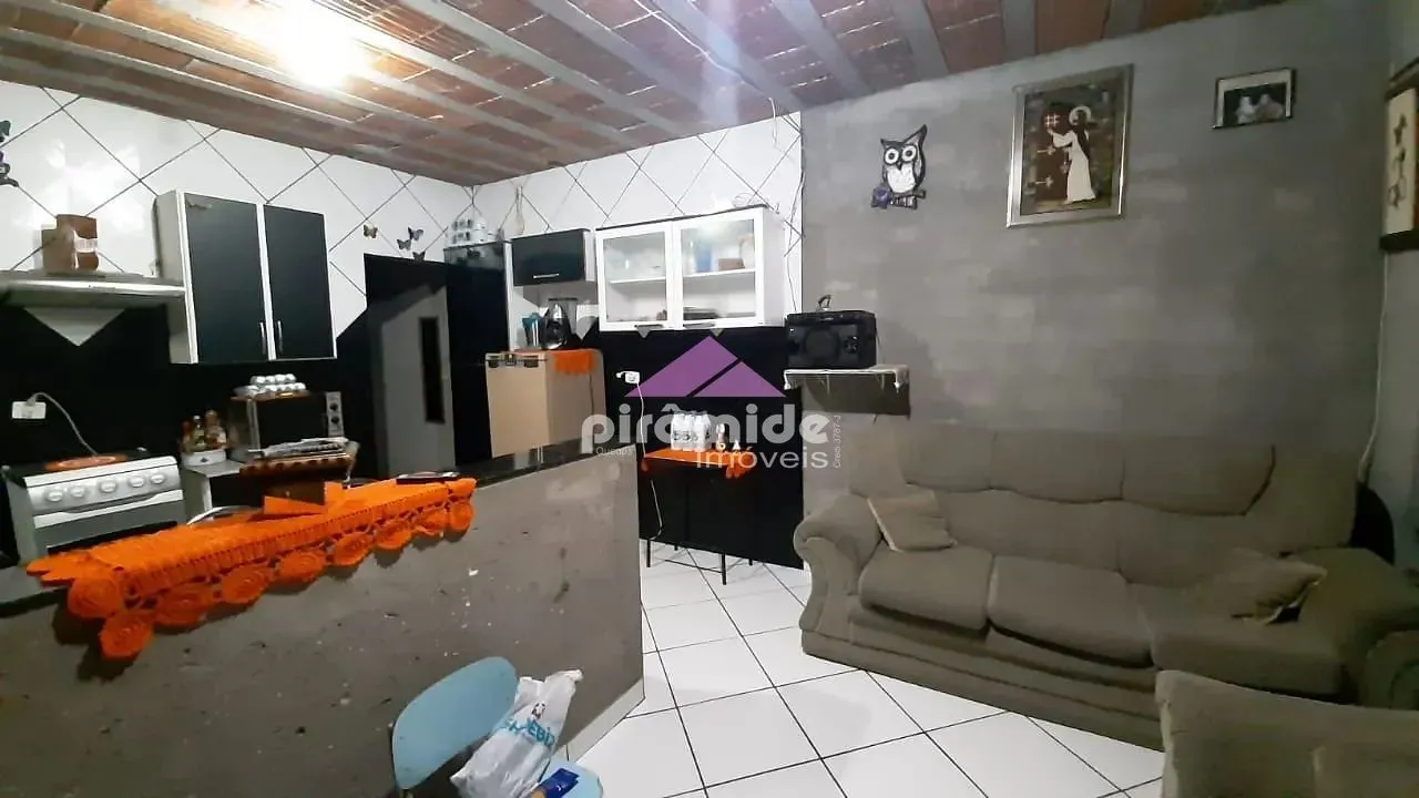 Casa, 3 quartos, 179 m² - Foto 2