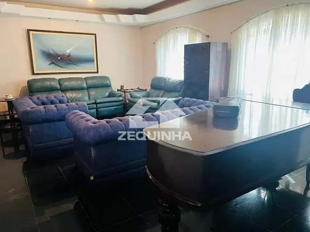 Casa com 450m² 3 quartos e 1 banheiro, à venda, no bairro Adalgisa em Osasco
