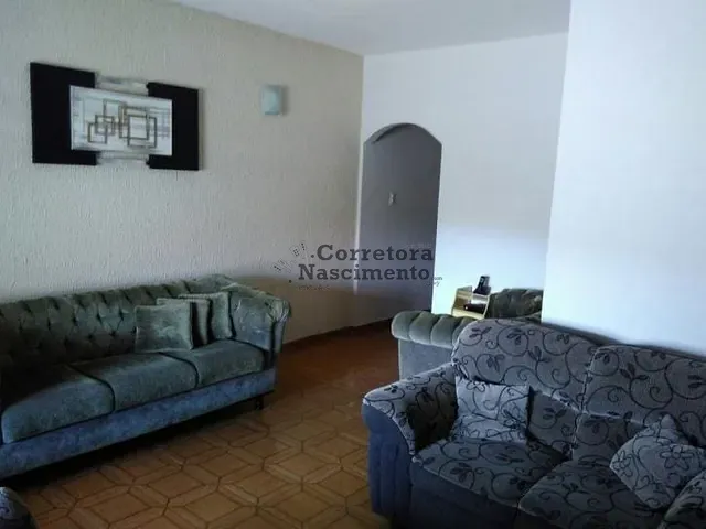 Casa com 336m² 2 quartos e 1 banheiro, à venda, no bairro Parque Santo Antônio em Jacareí