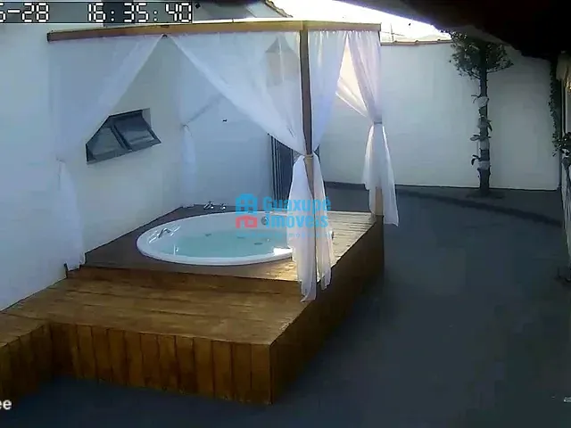 Casa com 325m² 3 quartos e 2 banheiros, à venda, no bairro Nossa Senhora das Dores em Guaxupé