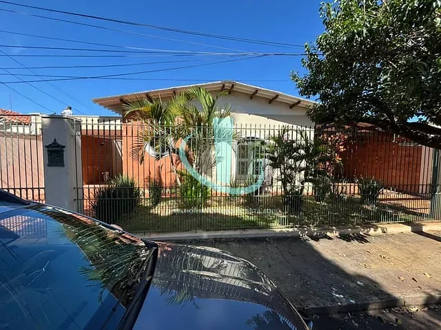 Casa com 682m² 3 quartos e 4 banheiros, à venda, no bairro Jardim do Carmo em Araraquara