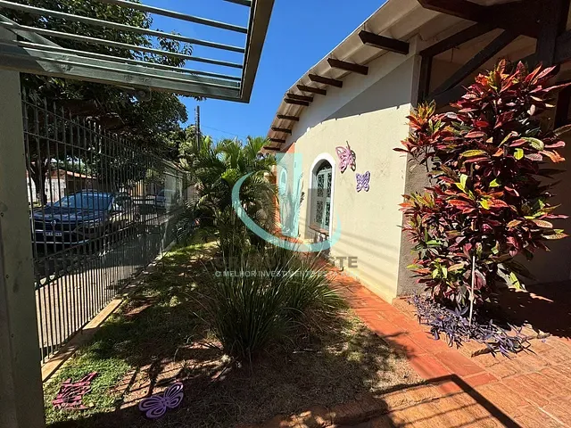 Casa com 682m² 3 quartos e 4 banheiros, à venda, no bairro Jardim do Carmo em Araraquara