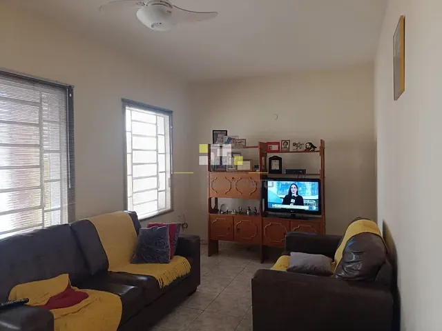 Casa com 303m² 3 quartos e 1 banheiro, à venda, no bairro Jardim Alvorada em Sumaré