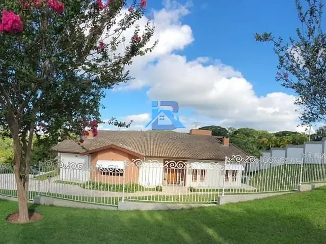 Casa com 2800m² 3 quartos e 4 banheiros, à venda, no bairro Parque da Fazenda em Itatiba