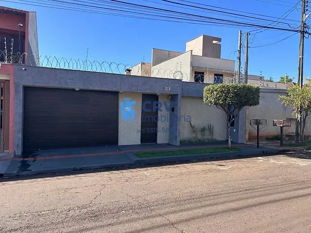 Casa com 328m² 3 quartos e 4 banheiros, à venda ou para alugar, no bairro Lagoa Dourada em Londrina