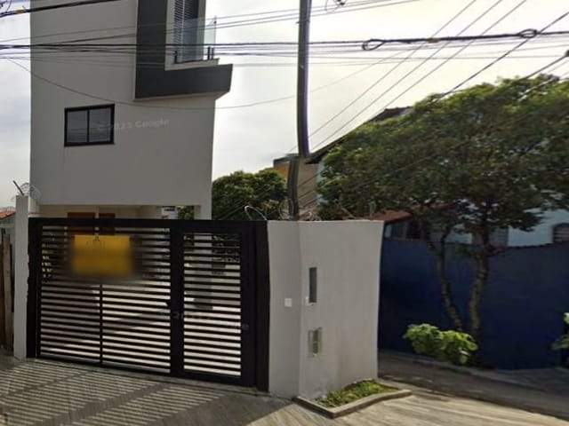 Casa com 130m² 2 quartos e 4 banheiros, à venda, no bairro Vila Eldízia em Santo André