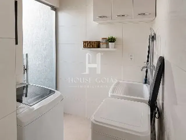 Casa com 180m² 3 quartos e 2 banheiros, à venda, no bairro Itapoã em Aparecida de Goiânia