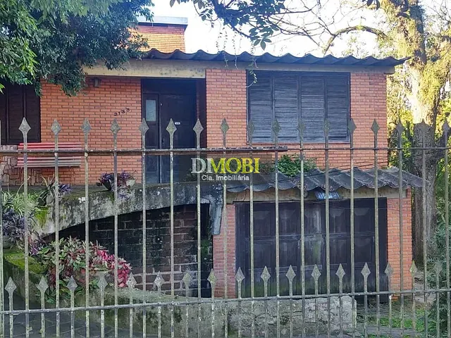 Casa com 949m² 3 quartos e 2 banheiros, à venda, no bairro Centro em Gravataí