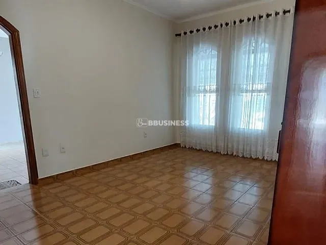 Casa 3 quartos e 2 banheiros, à venda, no bairro Jardim Rosolém em Hortolândia