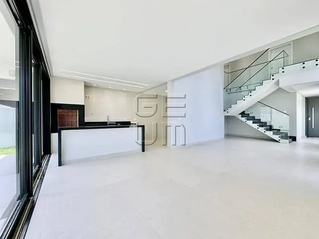 Casa com 255m² 3 quartos e 4 banheiros, à venda, no bairro Jardim Morumbi em Londrina