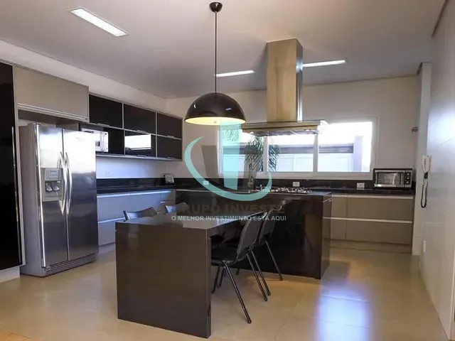 Casa com 652m² 3 quartos e 5 banheiros, para alugar, no bairro Residencial Portal dos Oitis em Araraquara