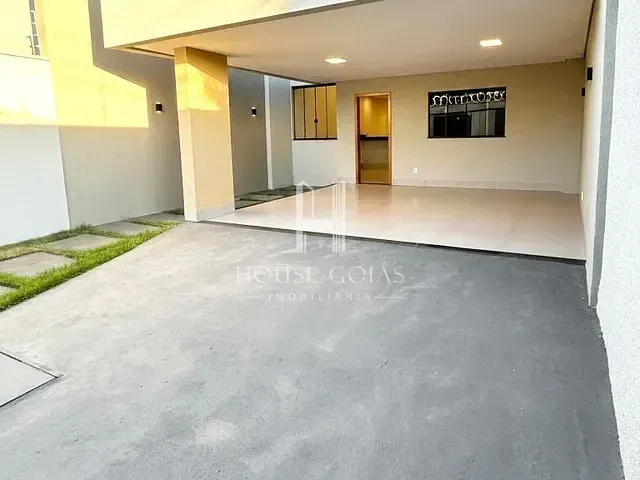 Casa 3 quartos e 2 banheiros, à venda, no bairro Cardoso em Aparecida de Goiânia
