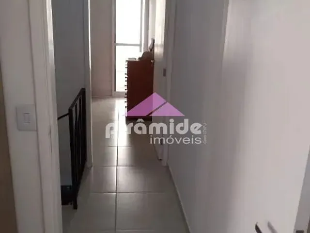 Casa com 115m² 2 quartos e 3 banheiros, à venda, no bairro Praia das Palmeiras em Caraguatatuba