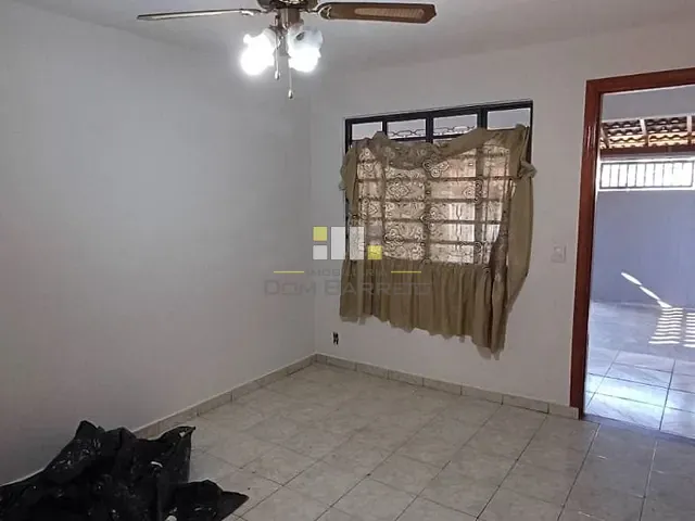Casa com 200m² 2 quartos e 1 banheiro, à venda, no bairro Vila Yolanda Costa e Silva em Sumaré