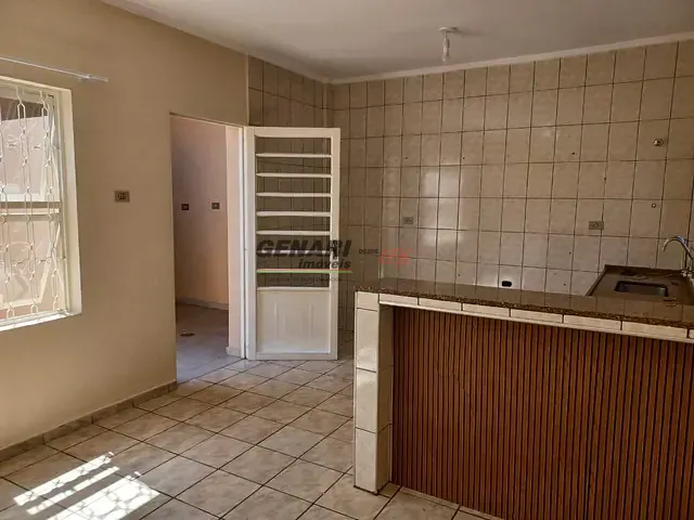 Casa com 250m² 2 quartos e 1 banheiro, para alugar, no bairro Vila Castelo Branco em Indaiatuba