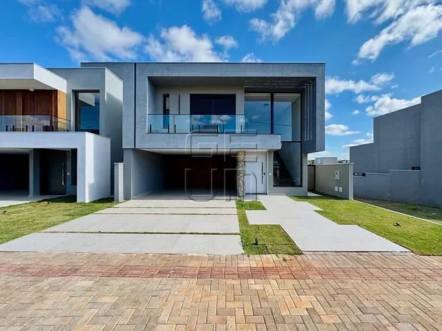 Casa com 264m² 3 quartos e 5 banheiros, à venda, no bairro Conjunto Habitacional Alexandre Urbanas em Londrina