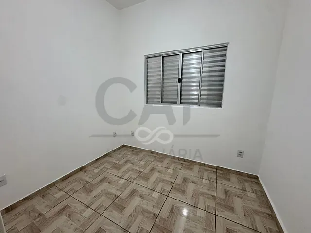 Casa 2 quartos e 1 banheiro, à venda, no bairro Moinho Residencial em Holambra
