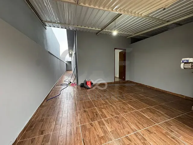 Casa 2 quartos e 1 banheiro, à venda, no bairro Moinho Residencial em Holambra