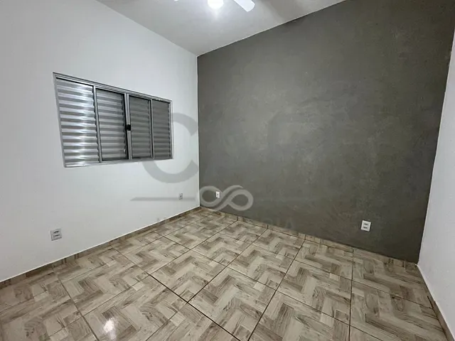 Casa 2 quartos e 1 banheiro, à venda, no bairro Moinho Residencial em Holambra