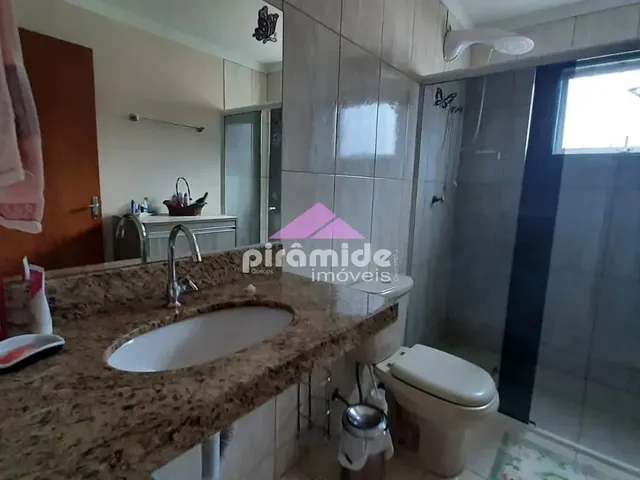 Casa com 150m² 3 quartos e 3 banheiros, à venda, no bairro Jardim Santa Júlia em São José Dos Campos