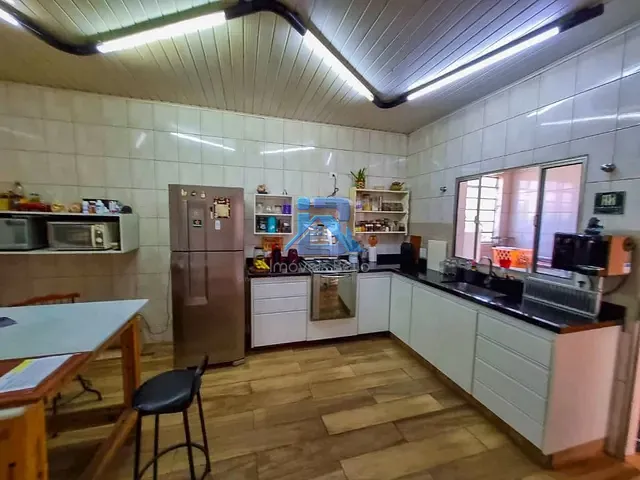 Casa com 250m² 3 quartos e 3 banheiros, à venda, no bairro Jardim São José em Itatiba